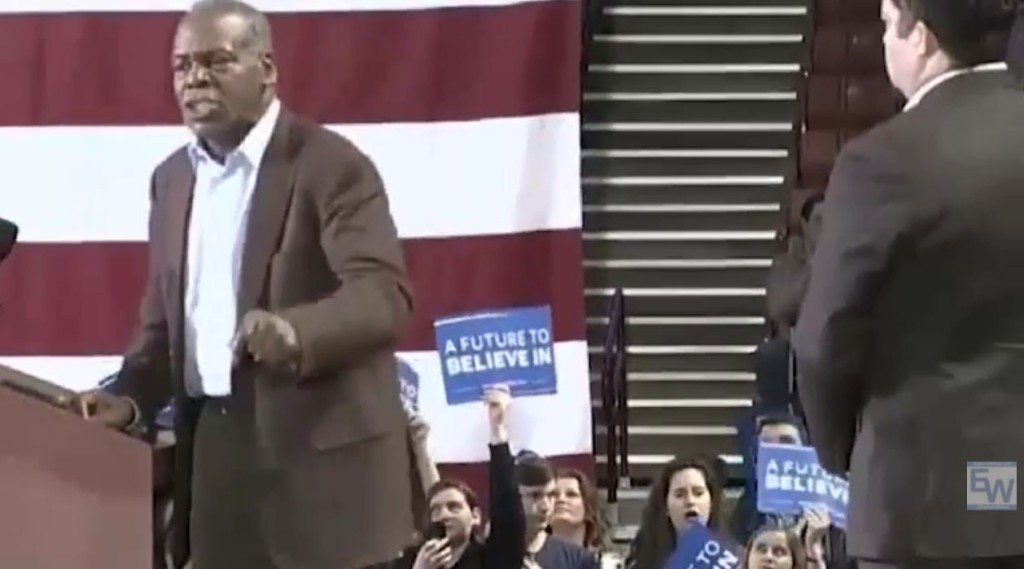 Danny Glover's rousing introduction of Bernie Sanders in Greenville, South Carolina