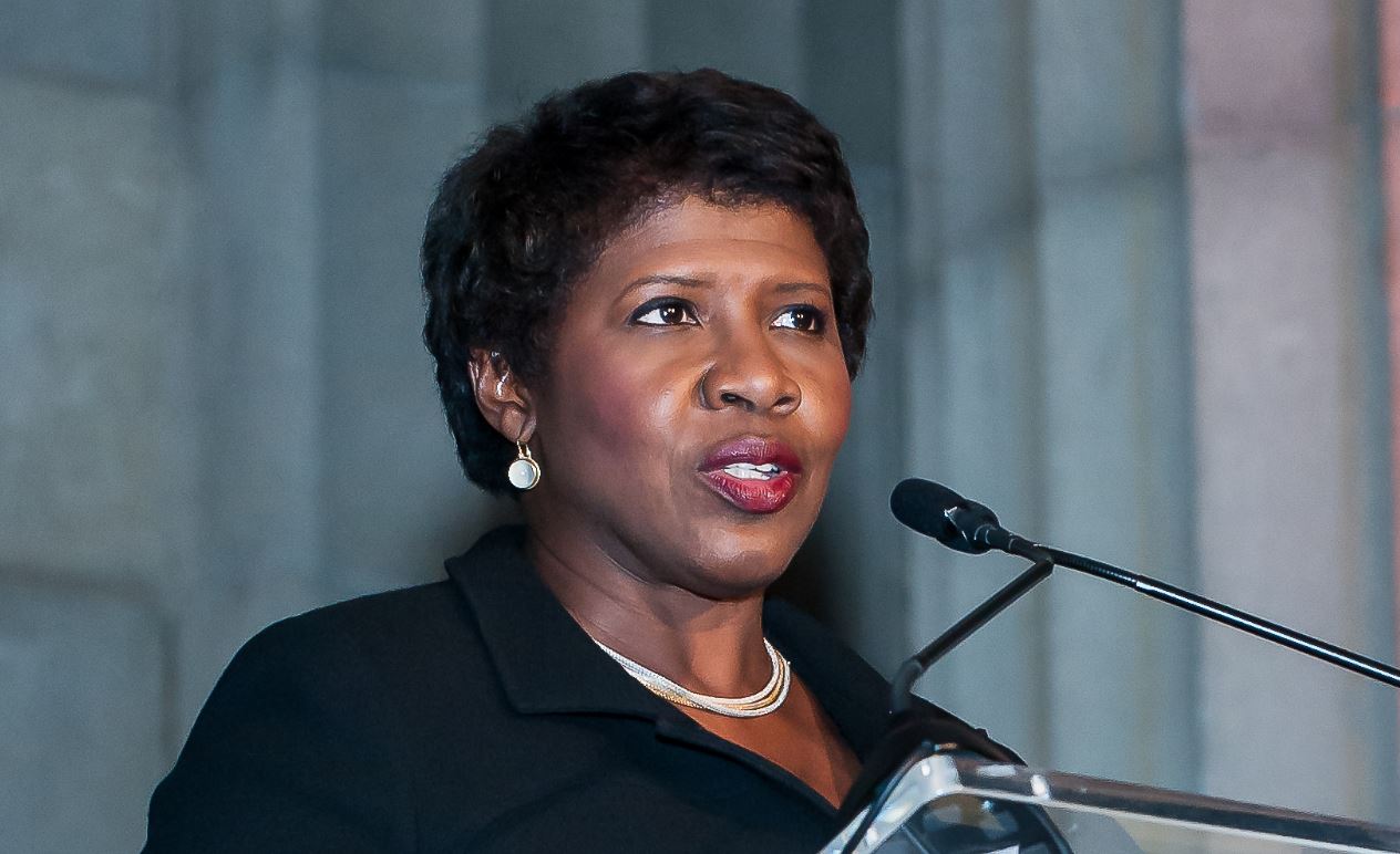 Gwen Ifill, ‘PBS NewsHour’ Co-Anchor, died at the age of 61 (VIDEO)
