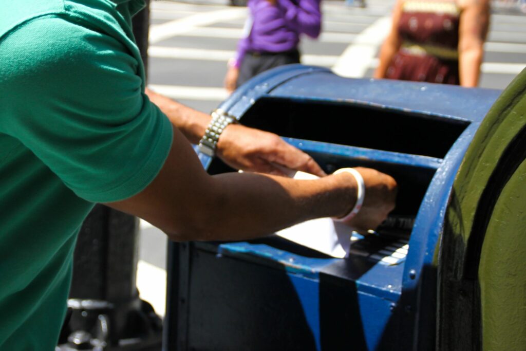 Postal Service proves government more efficient than private sector