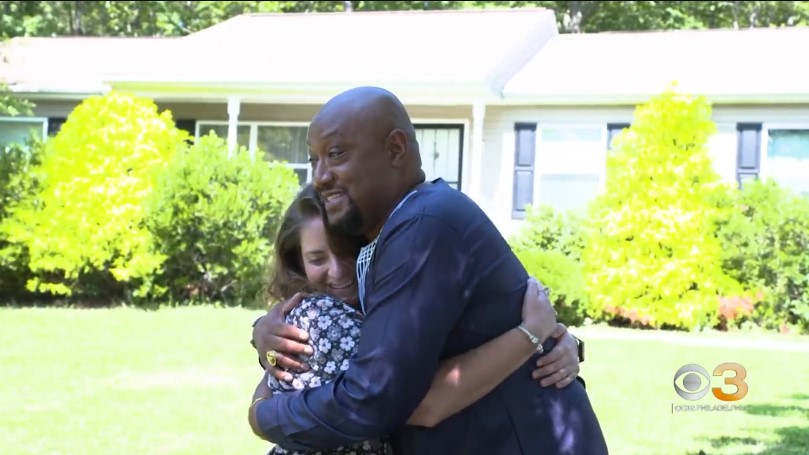 New Jersey man receives kidney donation from Texas stranger - CBS Philadelphia